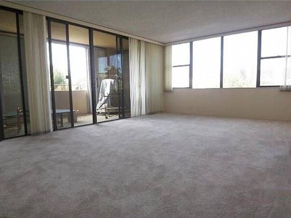 3rd image of 9660 W Bay Harbor Dr APT 3D