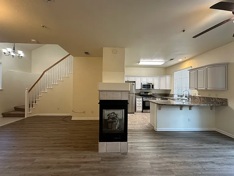 6227 Ingleston Dr — Photo 7