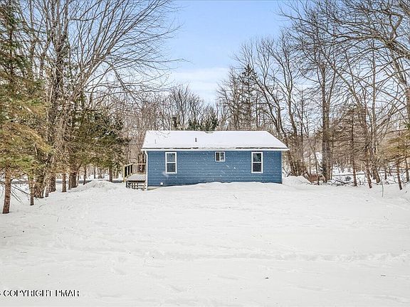 5th image of 282 Mountain Rd