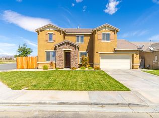 3039 Desert Moon Ave, Rosamond, CA 93560