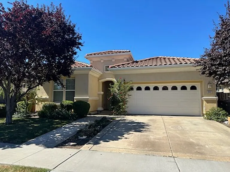2687 Ortiz Ave — Photo 1
