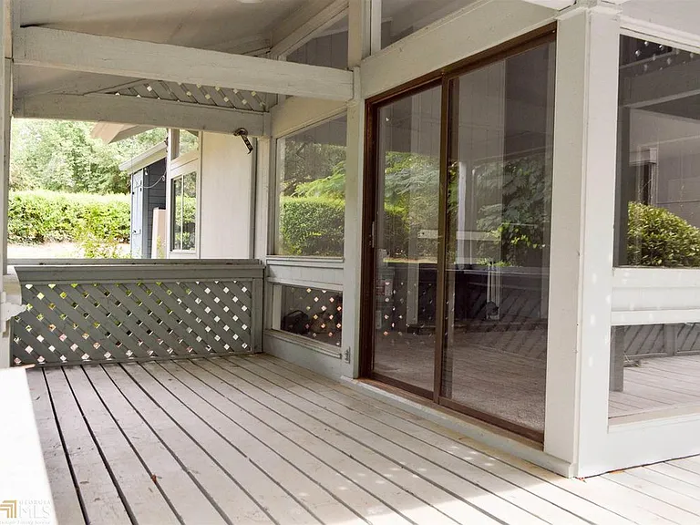 197 Woodstone Dr — Photo 9