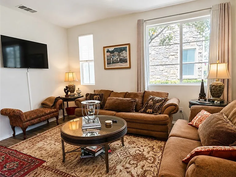 1017 Savi Dr #105-B — Photo 7