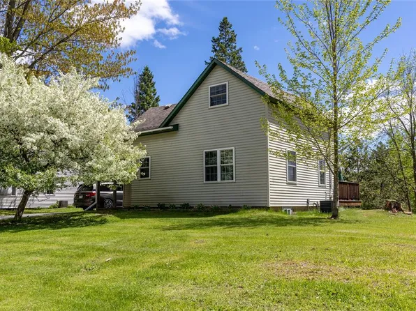 814 Menasha Avenue, Ladysmith, WI 54848