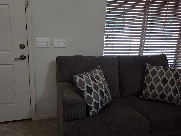 512 W Camino Parrilla — Photo 5