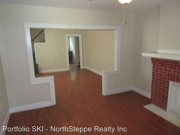 3rd image of 2613 Medary Ave
