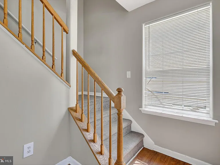 507 S Fairview St — Photo 12