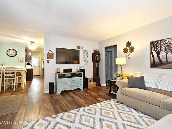 3rd image of 9734 S 55th Ave