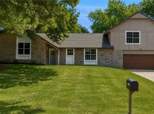 8225 Wright Pl, Broken Arrow, OK 74014