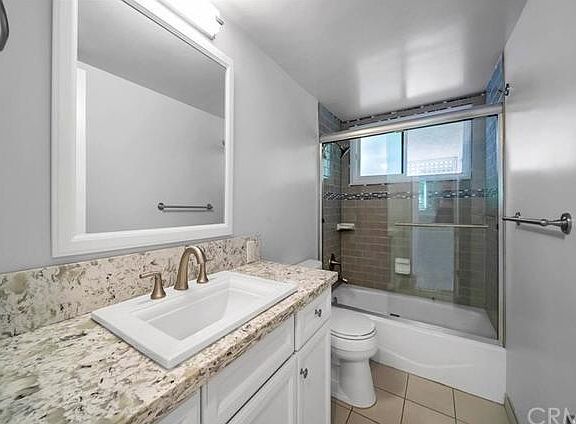 3rd image of 508 Avenue F #2