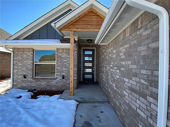 2nd image of 9404 SW 44th Ter