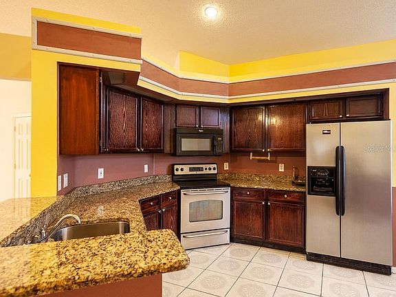 4th image of 3112 Orchard Pl