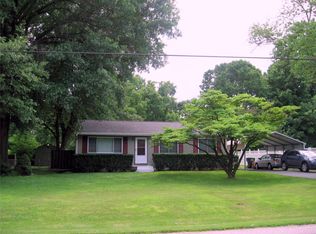 24 Eberhart Dr, Caseyville, IL 62232