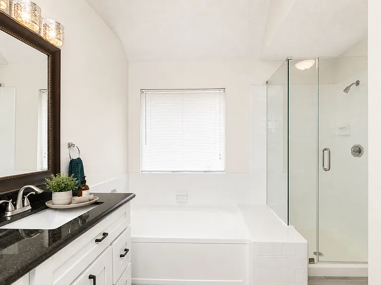 9210 Towne Terrace Dr — Photo 29