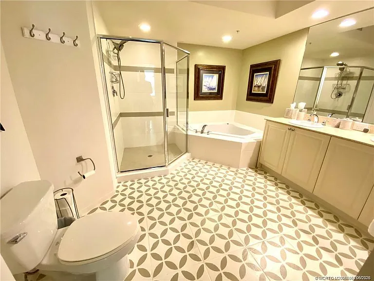 815 NW Flagler Ave #204 — Photo 20