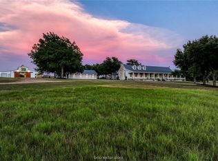 7511 Fm 949 Rd, Sealy, TX 77474