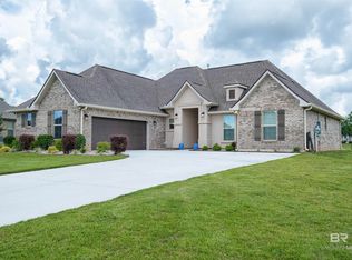 9843 Chipper Ln, Foley, AL 36535