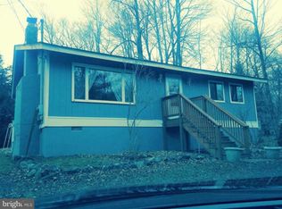 6126 Boardwalk Dr, Tobyhanna, PA 18466
