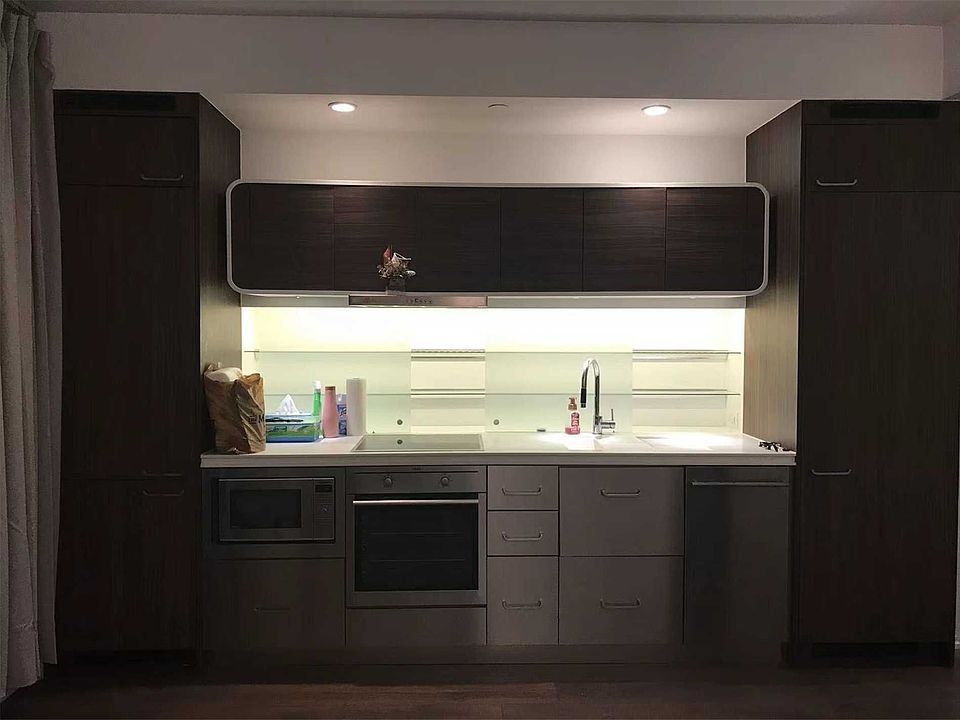 2nd image of 45 Charles St E #4803