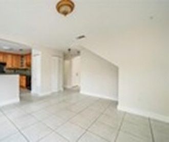 4th image of 13753 SW 160th St