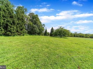 812 S Caln Rd, Coatesville, PA 19320