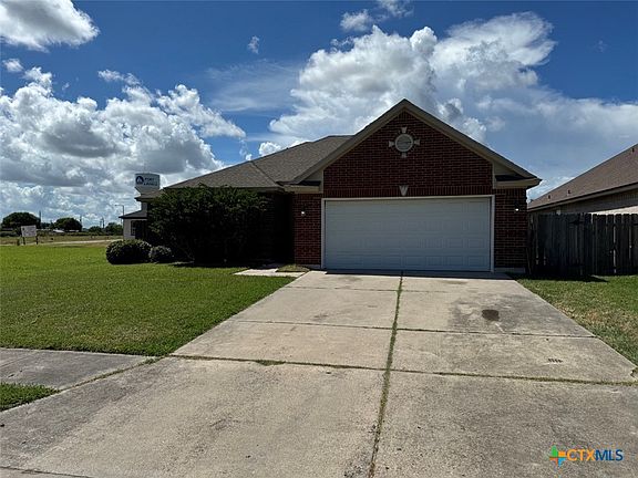 2nd image of 304 Cavelier Dr