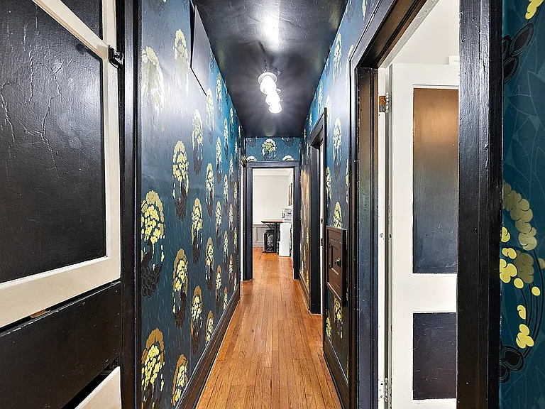 2256 W Philadelphia St — Photo 13