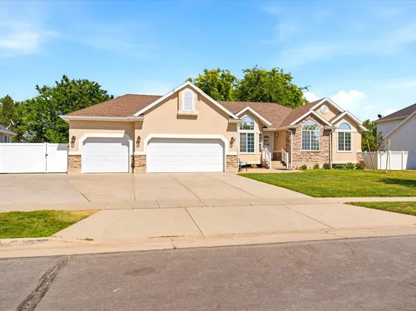 882 N 3625 W, Layton, UT 84041
