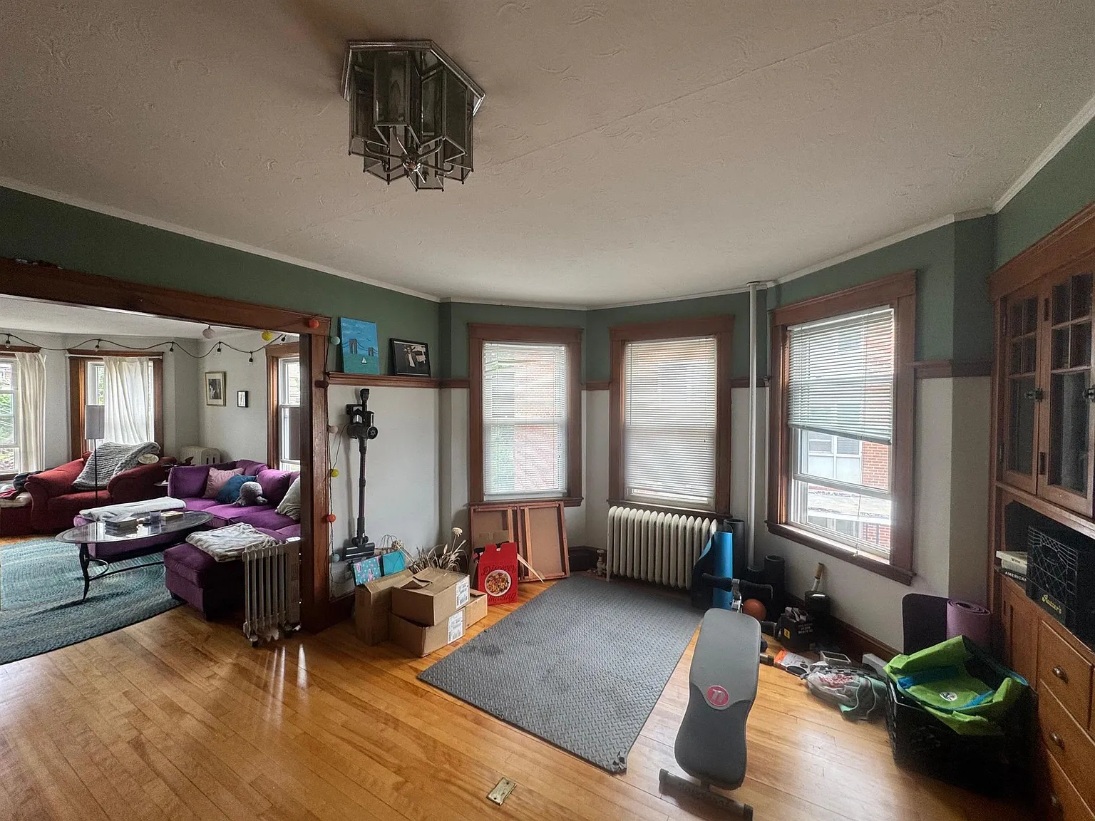 3 bed, 1100 sqft, $4,250 — Photo 3