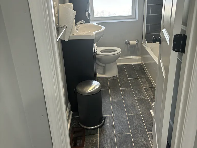 3573 Shannon Dr #1 — Photo 4