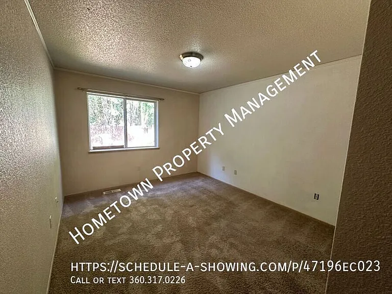 1803 Pear St NE — Photo 18