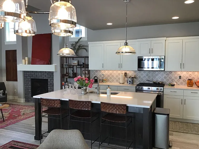 2740 Ordway Ave — Photo 8