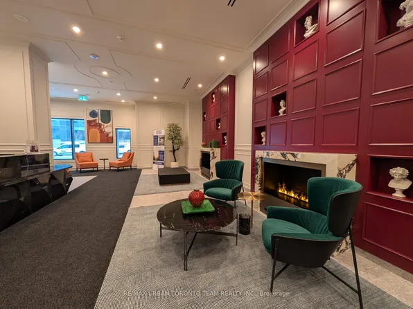 180 Front St E, Toronto, ON