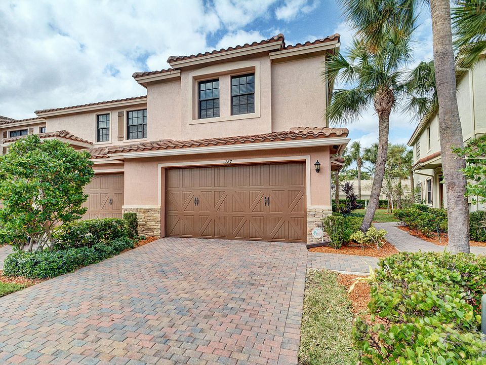 1st image of 127 Riverwalk Cir W