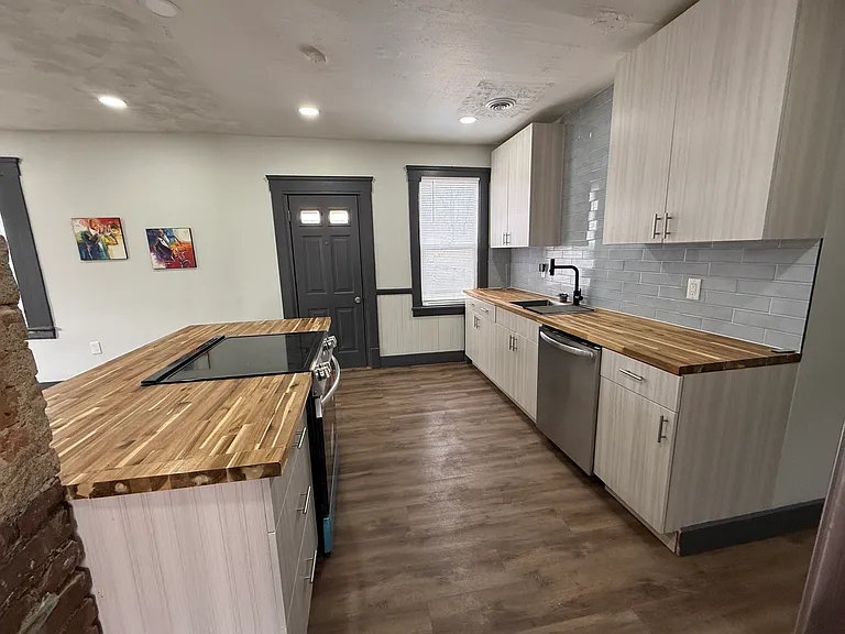 6614 Fullerton Ave #UP — Photo 9