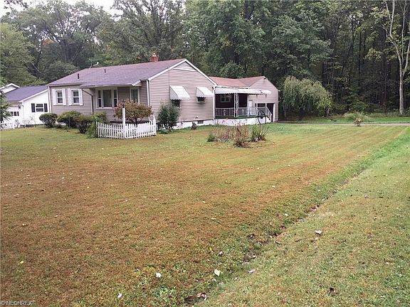 4th image of 3558 Valacamp Ave SE