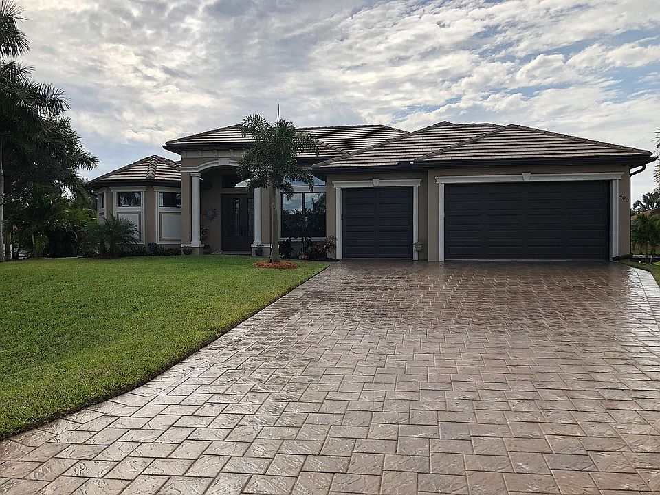 1st image of 400 NW 36th Ave