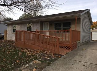 2529 Somerton Rd, Springfield, IL 62702