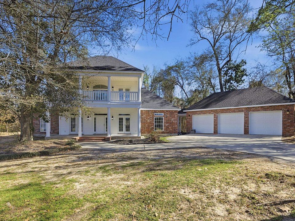 1st image of 844 Theriot Rd