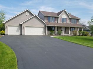W4694 Ridgeview Rd, Elkhorn, WI 53121