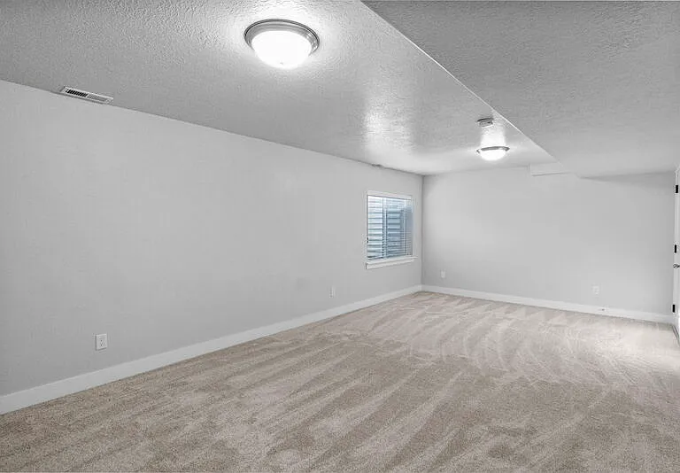 219 W Silver Springs Dr #OVER DOOR — Photo 34