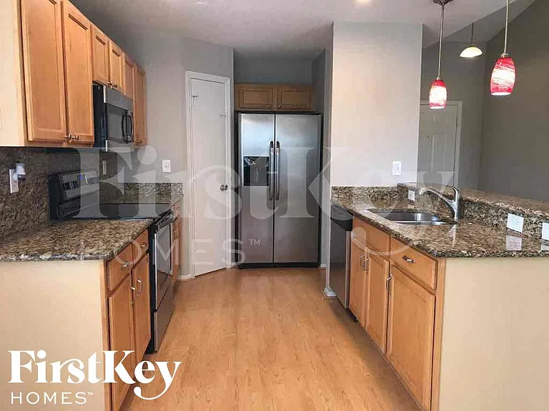 11764 Shirburn Cir — Photo 4