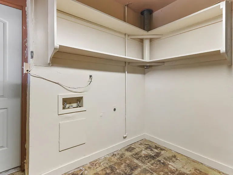 5201 Cornell Ave — Photo 37