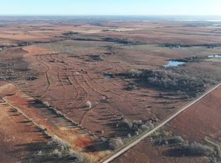 1426 T Ave, Council Grove, KS 66846