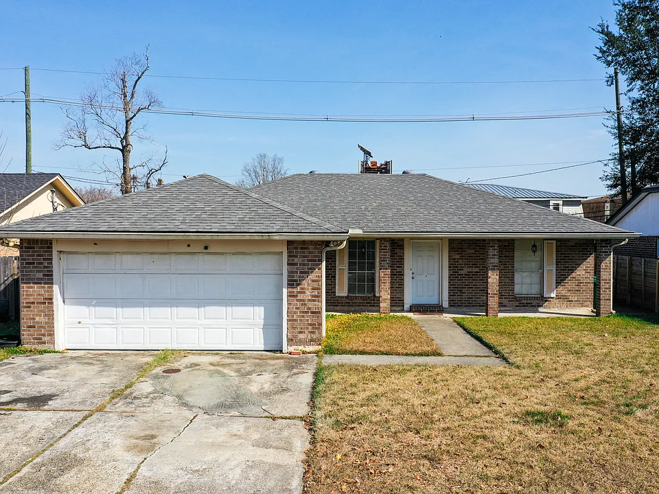 1304 N Sugar Ridge Rd