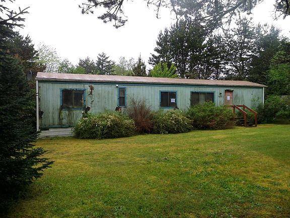 3rd image of 33429 Douglas Dr