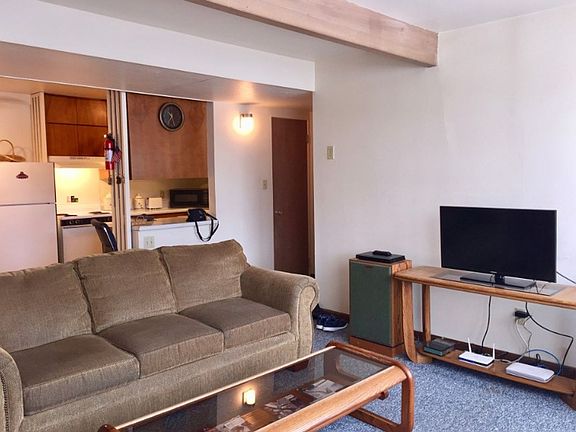 5th image of 101 W Park St #101