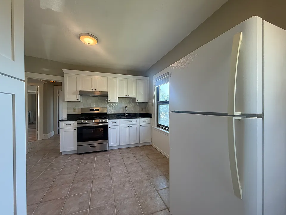 36 Mason St #2