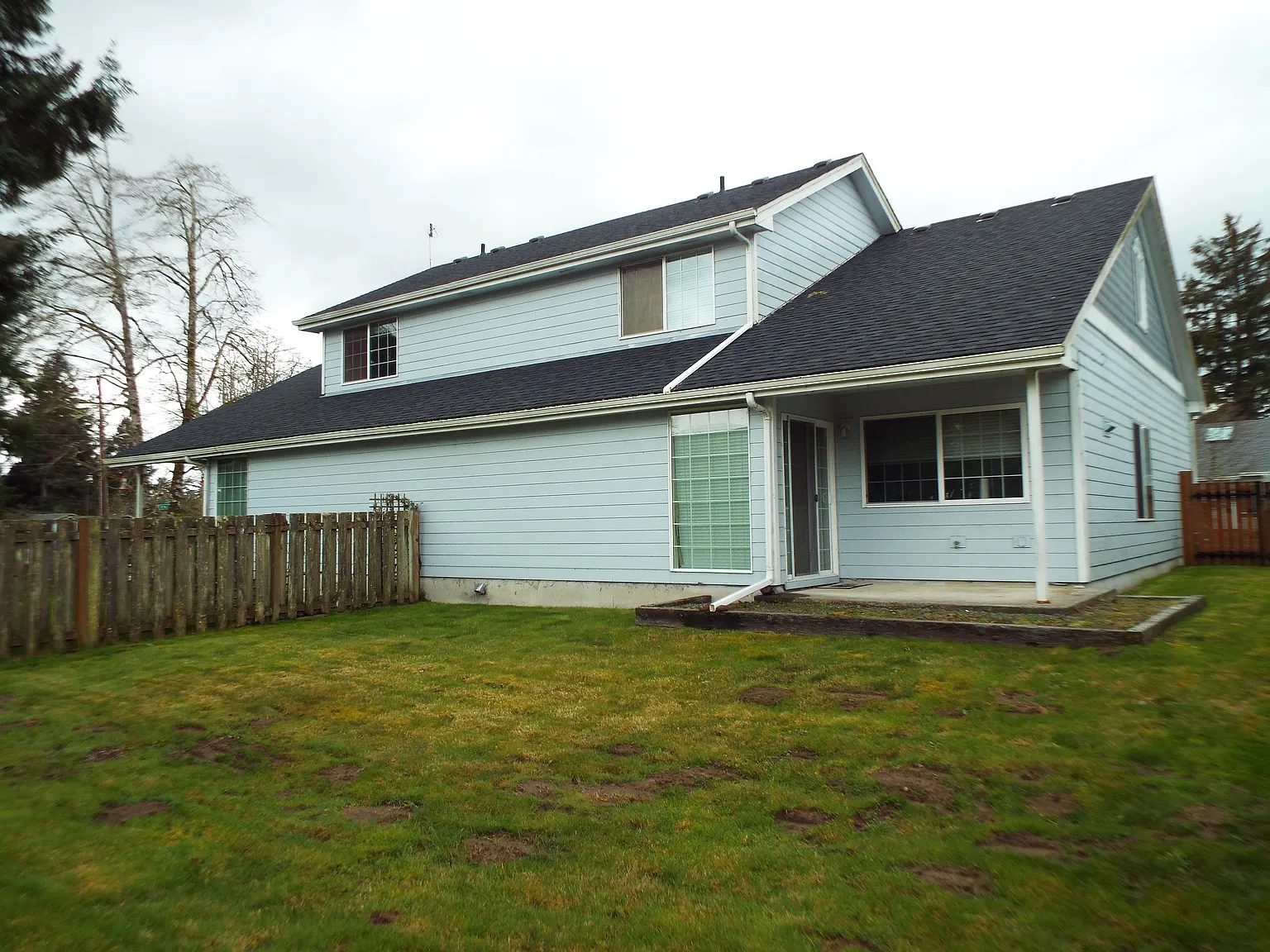 3 bed, 2.5 bath, 1550 sqft, $1,950 — Photo 3