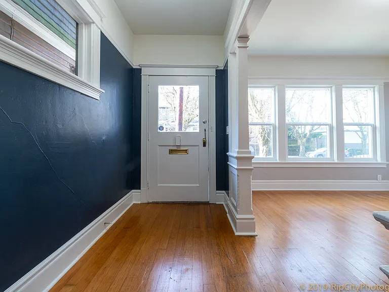 616 NW 22nd Ave — Photo 8